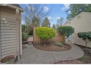 Photo #2: 740438769 Listing 