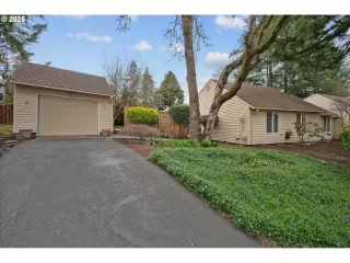 Photo #3: 740438769 Listing 