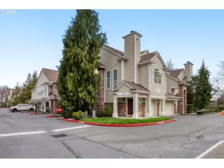 More Details about MLS # 741006098 : 1160 NE HORIZON LOOP 1403