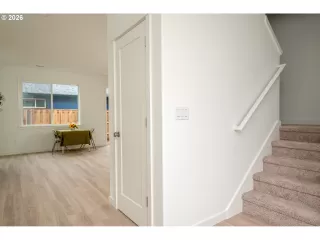 Photo #4: 741737581 Listing 