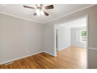 Photo #6: 742582252 Listing