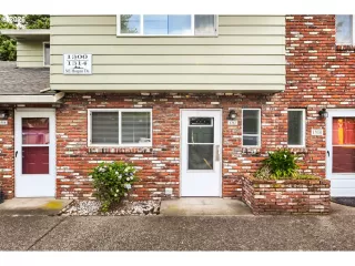 Photo #1: 742791353 Listing