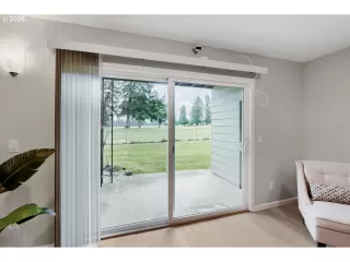 Photo #2: 742791353 Listing