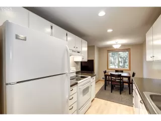 Photo #1: 742913615 Listing