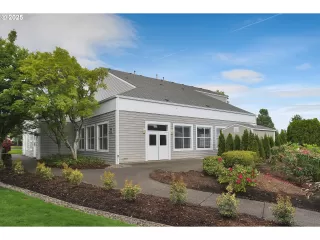 Photo #3: 743063288 Listing 