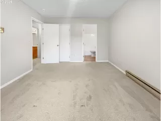 Photo #3: 743786096 Listing