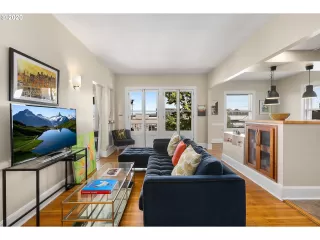 Photo #5: 744388500 Listing 