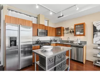 Photo #5: 745448423 Listing