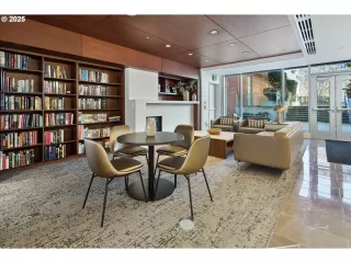 Photo #6: 745481018 Listing