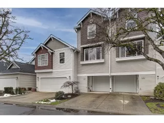 Photo #4: 745933622 Listing