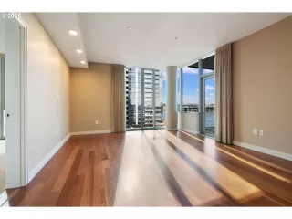 Photo #2: 746407830 Listing 