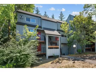 Photo #1: 746794345 Listing