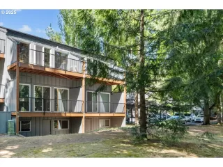 Photo #2: 746794345 Listing