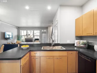 Photo #1: 746833820 Listing