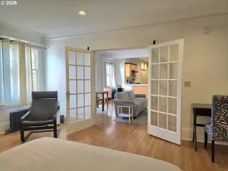 Photo #4: 747752254 Listing 