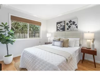 Photo #4: 748633955 Listing 