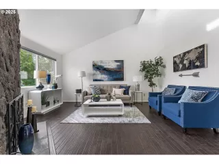 Photo #1: 748841379 Listing