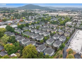 Photo #1: 748855729 Listing 