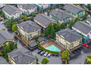 Photo #3: 748855729 Listing 