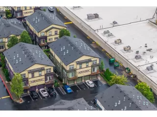 Photo #4: 748855729 Listing 