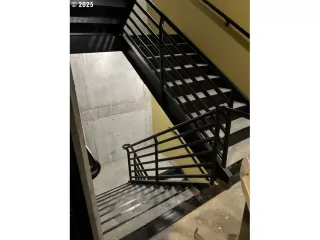 Photo #6: 749516259 Listing