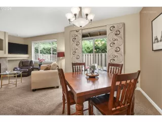 Photo #6: 751114757 Listing