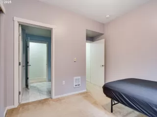 Photo #4: 751243020 Listing