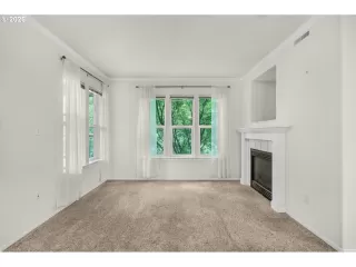Photo #3: 751271743 Listing 