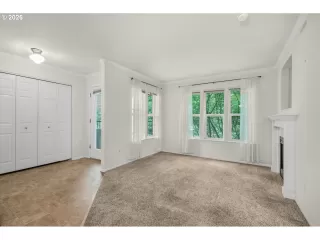 Photo #4: 751271743 Listing 