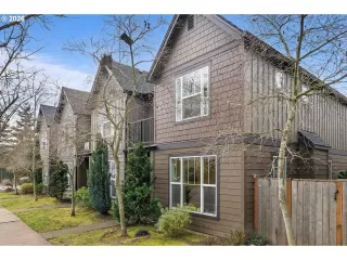 Photo #2: 751477857 Listing 