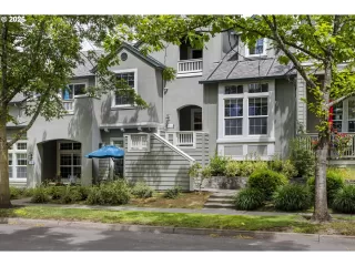Photo #3: 751830300 Listing