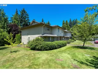 Photo #2: 751876787 Listing 