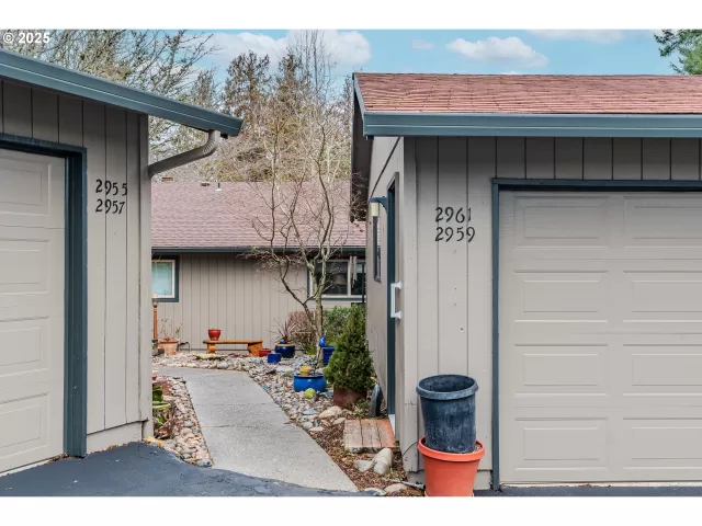 MLS: 751989383 Condo For Sale