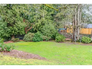 Photo #1: 751989383 Listing