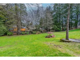 Photo #2: 751989383 Listing