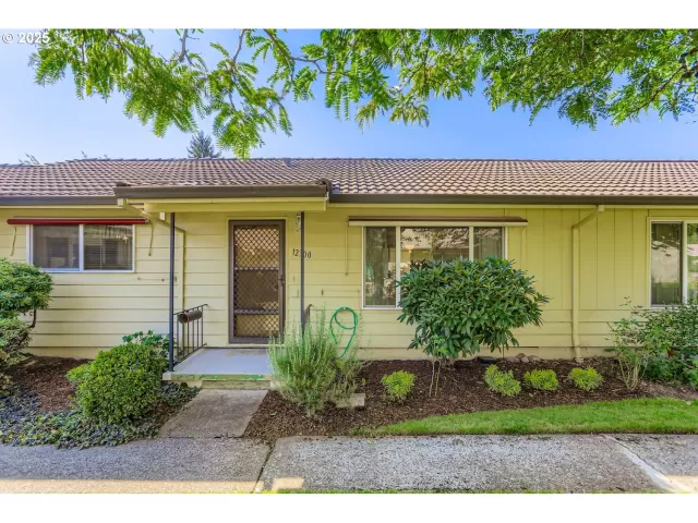 MLS: 752208978 Condo For Sale