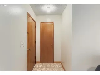 Photo #3: 752208978 Listing 