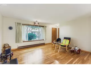 Photo #4: 752208978 Listing 