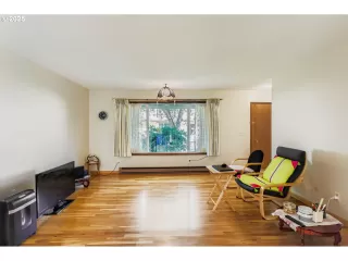 Photo #5: 752208978 Listing 