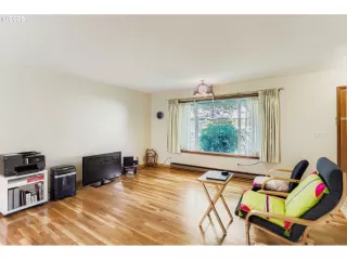 Photo #6: 752208978 Listing 