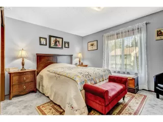 Photo #2: 752269517 Listing 