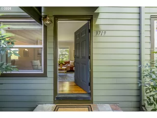 Photo #6: 752502664 Listing 