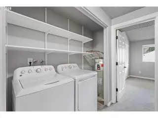 Photo #2: 752922548 Listing