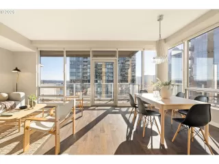 Photo #2: 753038972 Listing 