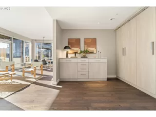 Photo #4: 753038972 Listing 