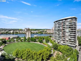 Photo #1: 753438176 Listing