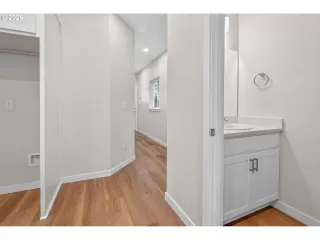 Photo #4: 754781721 Listing 