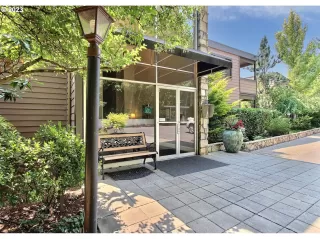 Photo #1: 755879650 Listing