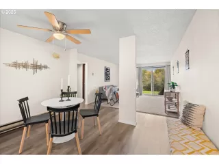 Photo #2: 756365798 Listing