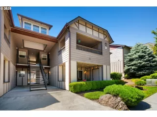 Photo #2: 756416136 Listing 